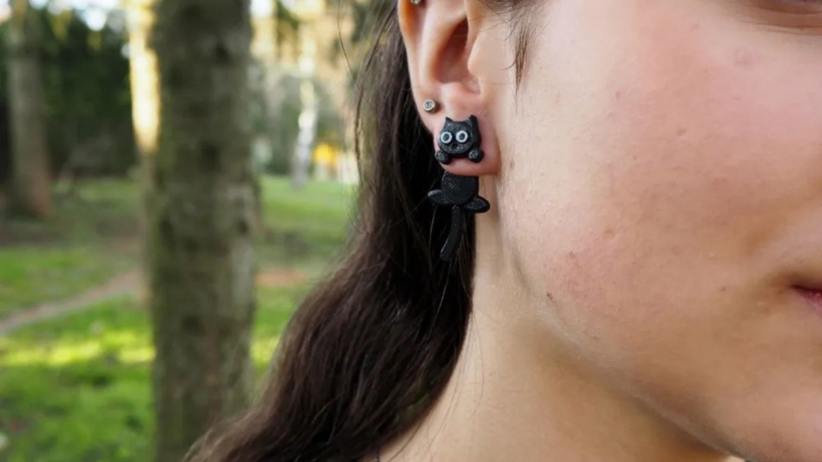 3D Printable Cat Earrings: Create Your Own Feline Fashion Accessories